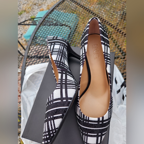 INC heels - Picture 3 of 3